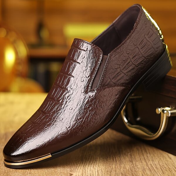 Men's Crocodile Pattern Brogue Loafers - Stylish British-Inspired Slip-On Dress Shoes, Durable Faux, Pointed Toe, Low Heel, Perfect for Business & Casual Summer Wear