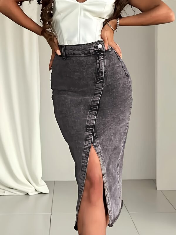 Women's High-Waisted Stretchy Fringe Hem Side Slit Denim Skirt - Mid-Length Sexy & Elegant Solid Grey Skirt for Spring Summer Fall, Machine Washable Casual to Dressy Outfits, High Waisted Skirt, Fall Fashion Wear, Comfortable Fit Denim, Casual Attire, Durable Material, Stylish Ladies - Image 2