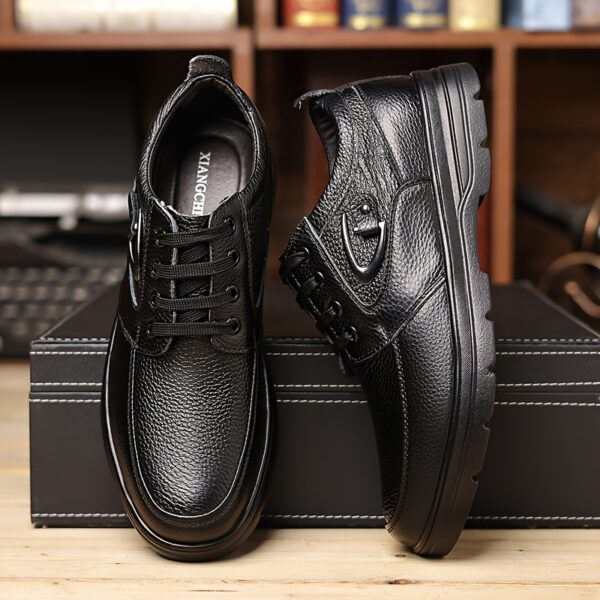 Men's Genuine Leather Dress Shoes - Breathable Lace-Up Business Casual Oxfords with Cushioned Rubber Sole, Retro Versatile Design for Weddings & Office, All-Season Comfort (Black, Wide Sizes Available), Casual Dress Shoes | Sleek Shoe Design | Durable Rubber Sole, Vintage Shoes