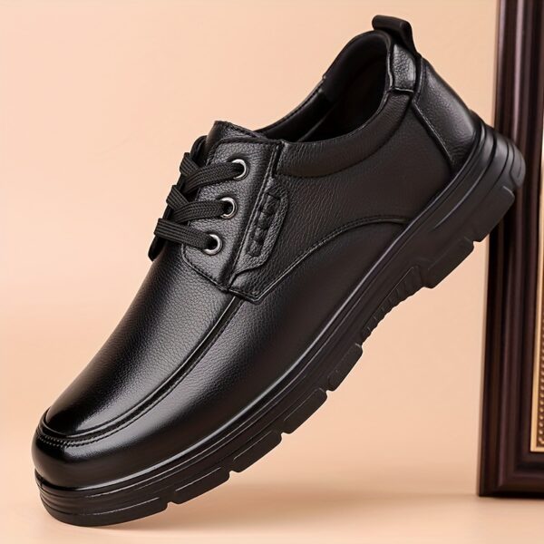 Men's classic penny loafers with traditional brogue stitching and comfortable thick soles, suitable for 11 occasions. Crafted from high-quality premium materials, they are an ideal choice for business office wear and professional events - Image 3