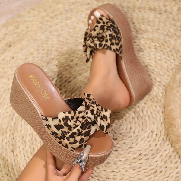 1pc Fashionable Comfort Thick-Heel Wedge Slippers in Plus Size - Image 3