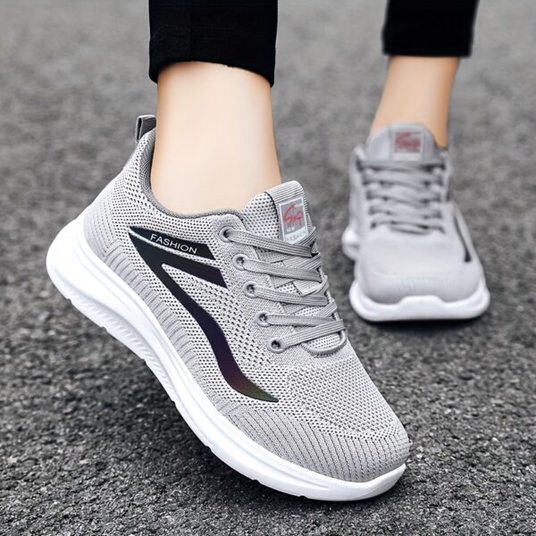 Women'S Casual Sports Shoes, Featuring a Knitted Mesh Upper And Flat Low-Top Design, Perfect for Outdoor Activities.