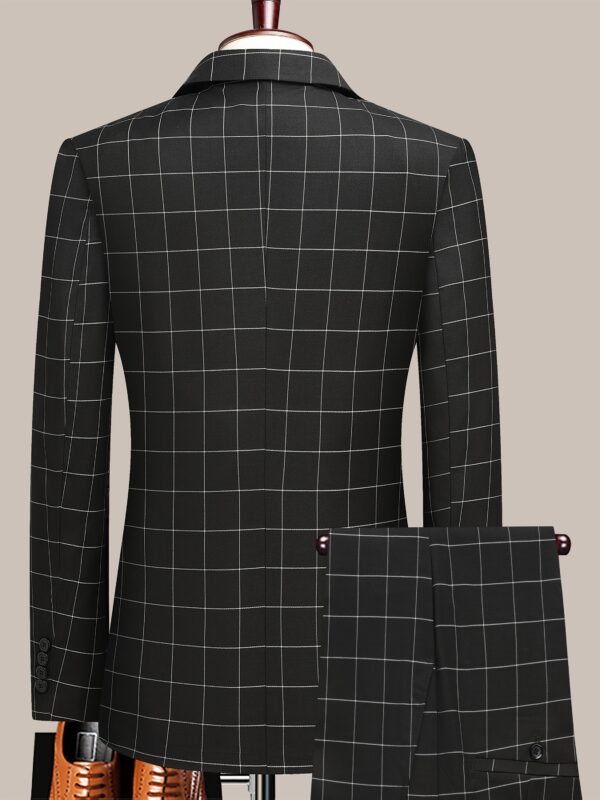 Latest Men's Suit: Checkered Double-Breasted Slim Fit Business Casual Two-Piece Set with Notch Lapel, Striped Design, Four-Button Style, Necklace Decoration for Spring/Autumn/Winter - Image 7
