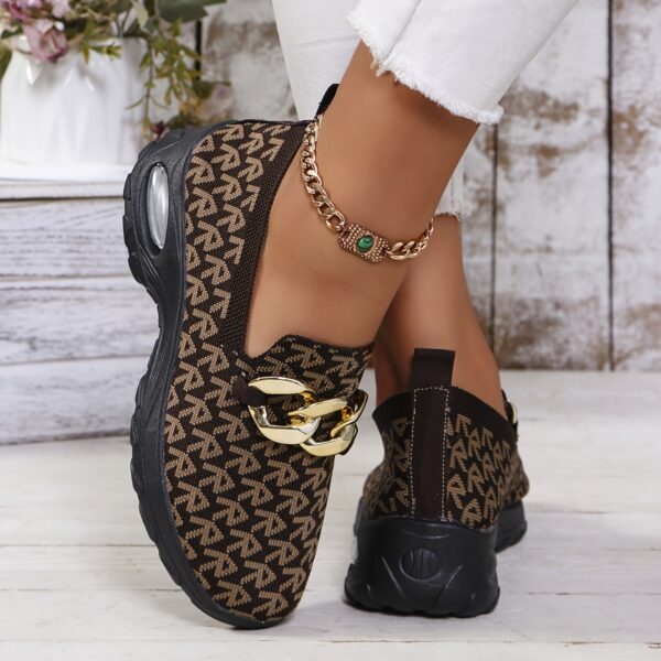 Women's Breathable Hiking Shoes With EVA Outsole, Geometric Pattern, Moisture-Wicking Fabric, Suitable For All Seasons