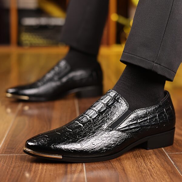 Men's Crocodile Pattern Brogue Loafers - Stylish British-Inspired Slip-On Dress Shoes, Durable Faux, Pointed Toe, Low Heel, Perfect for Business & Casual Summer Wear - Image 4