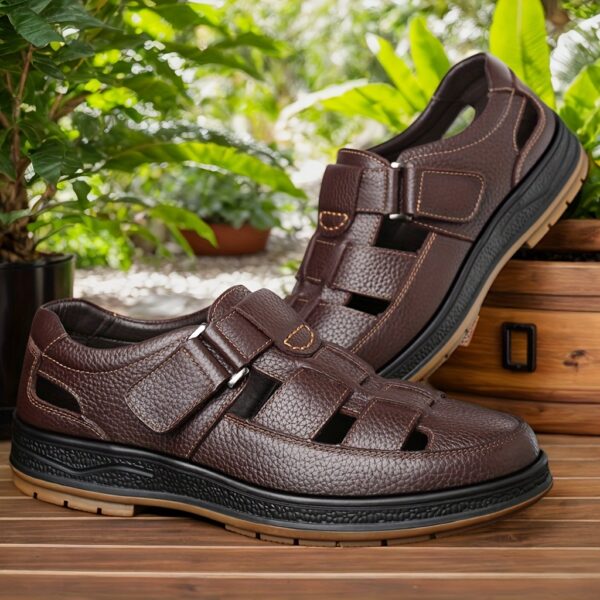 2025 Summer Trendy Men's Breathable Sandals - Genuine Leather Upper with Comfortable and Durable Design, Lightweight Beach Shoes Featuring Quick-Dry Technology, Available in 2 Colors, Perfect for Travel and Outdoor Activities, Ideal Gift for 7 Occasions, Suitable for Business Casual Wear, Full Size Range - Image 4
