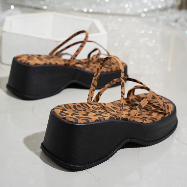 Women's Thick Sole Slippers - Image 5