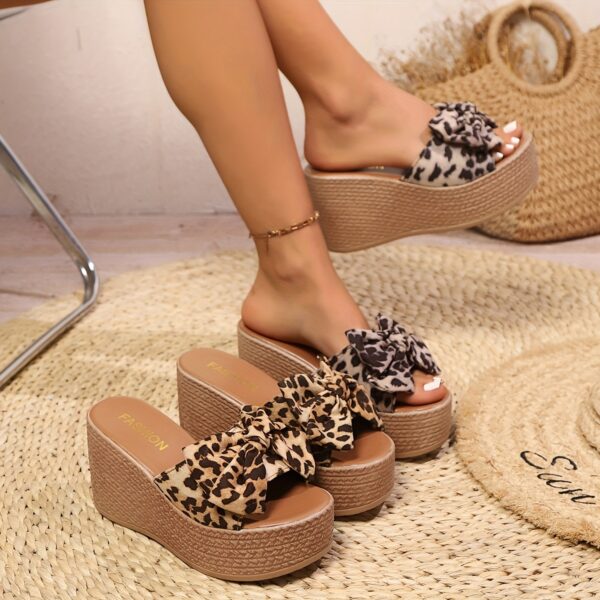 1pc Fashionable Comfort Thick-Heel Wedge Slippers in Plus Size - Image 6