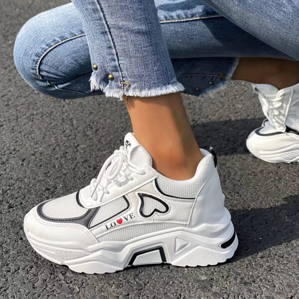Women's Heart Patten Chunky Sneakers, Fashion Mesh Height Increasing Sports Shoes, Breathable Casual Outdoor Shoes - Image 9