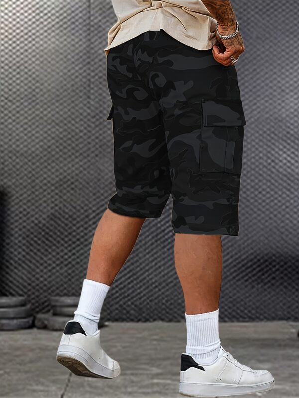 A Pair of Mid to Long Casual Pants with a Camouflage Pattern, Featuring Large Pockets And Patched Pockets with Tags. The Waist Has a Drawstring Design. - Image 7