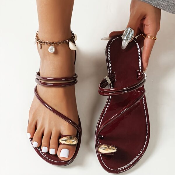 Stylish Women's Casual Slippers, New Summer Lightweight and Comfortable Beach Shoes, Solid Color Slip-Ons for Casual Attire, Perfect for All 50 Festivals