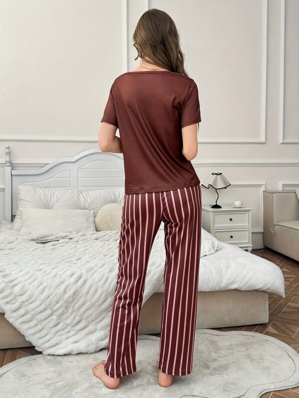 Chic Love Heart Print Women'S Pajama Set - Casual Short Sleeve T-Shirt & Long Pants, Comfy Polyester Sleepwear for Adults, All-Season Loungewear - Image 4