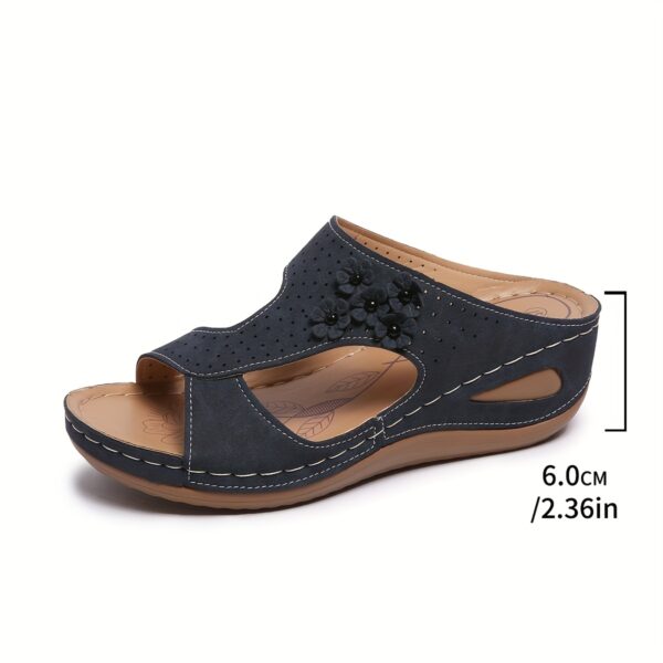Women's Indoor Slippers with 5-Flower Breathable Design, Lightweight Shoes for All Seasons - Image 12