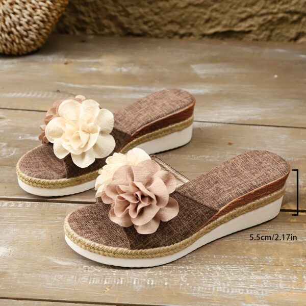 Stylish Women's Summer Casual Slippers, Comfortable Lightweight Beach Shoes, Thick-Soled Solid Color Lazy Shoes for Casual Attire - Image 4