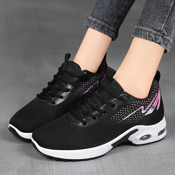 Women's lightweight and breathable knitted sports shoes with air cushion, made of soft and highly elastic fabric, comfortable for casual outdoor wear in all seasons. Women's sports shoes are suitable for wearing in all four seasons - Image 4