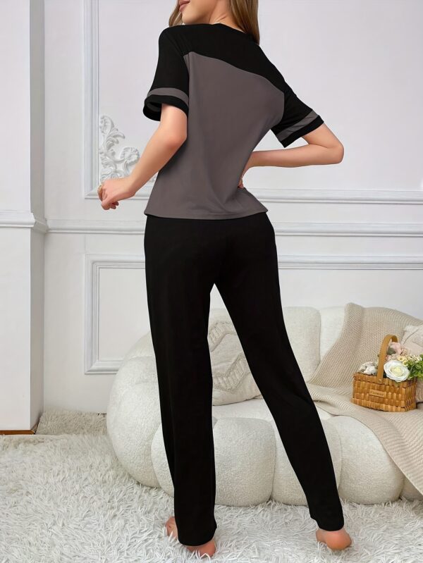 Short and Long Style Letter Print Casual 2pcs Set - Image 3