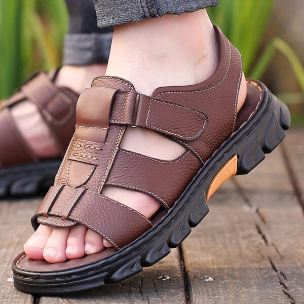 Men's Genuine Leather Fisherman Sandals, Classic Closed-Toe Design with Premium Cowhide Upper and Hand-Stitching, Adjustable Strap for a Comfort Fit, Durable Outdoor Summer Shoes for Walking.