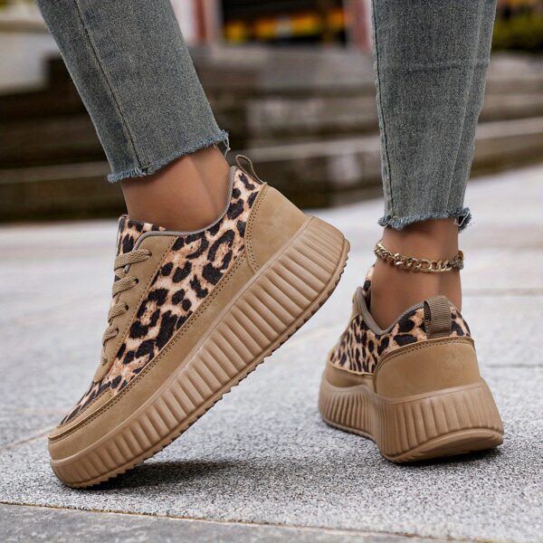 2025 New Women'S Leopard Print Skate Shoes - Non-Slip EVA Sole, Breathable & Fabric Lining, EVA Cushioning for Comfort, Suitable for All-Season Outdoor Sports & Casual Wear, Durable EVA Sole, Casual Wear Shoes|Trendy Slippers|Breathable Fabric Linin - Image 4