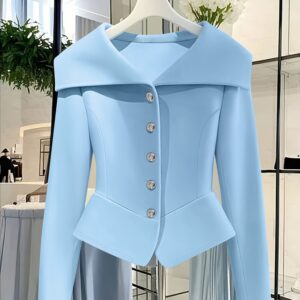 أناقة لا تضاهى: بليزر نسائي أزرق فاتح بتصميم X-Line لكل المناسبات