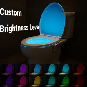 مصباح الحمام الذكي: إضاءة، أمان، وجمال!