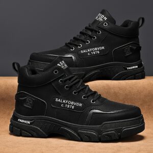 الحذاء الرجالي القوي: رفيقك الأمثل في كل مغامرة وتحدي!