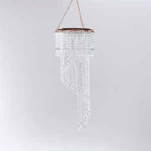 بريق المناسبات: ثريا الدمعة الفاخرة