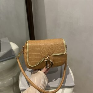 حقيبة السرج النسائية الفاخرة: أناقة عتيقة بلمسة عصرية متعددة الألوان