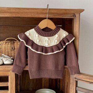 غابة الأحلام الدافئة: سترة الكروشيه القطنية لفتاتك الصغيرة!