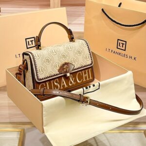 حقيبة كروس فاخرة بلون بيج أنيق | تصميم متعدد الاستخدامات لكل امرأة عصرية