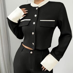 أناقتكِ الاحترافية تبدأ هنا: طقم البدلة المكتبية الفاخر بلونين أسود وأبيض