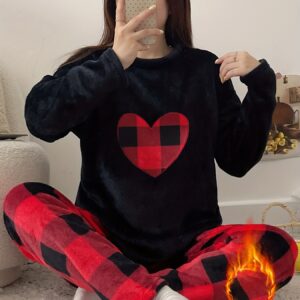 دفء مخملي لا مثيل له: طقم بيجامة الشتاء الفاخر