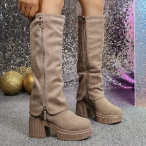 بوت الشتاء الأنيق: دفء لا مثيل له وأسلوب يواكب الموضة!