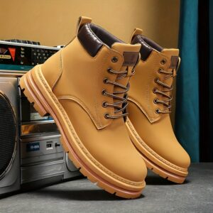 حذاء المغامر: قوة لا تضاهى لكل تضاريس