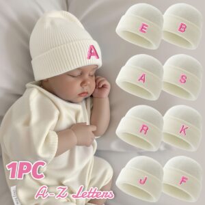 قبعة الأحرف الأنيقة: دفء وشخصية لمولودك!