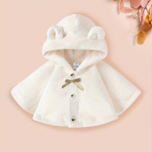 عباءة الأميرة الدافئة: دللي صغيرتك بلمسة من الأناقة المخملية!