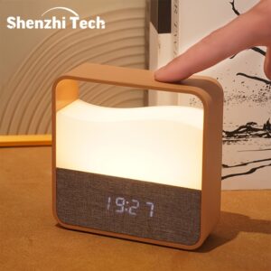 نور الهدوء: ساعة وإضاءة ليلية متطورة