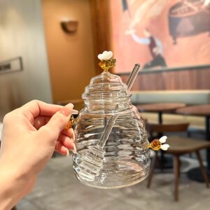 جرة العسل الفاخرة: لمسة طبيعية ساحرة لمائدتك