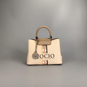 حقيبة التوت البيج الأنيقة لعام 2025: سعة استثنائية وتصميم متعدد الاستخدامات لإطلالة لا تُنسى