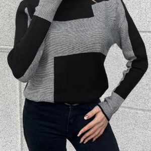 كنزة نسائية أنيقة بياقة عالية وتصميم هندسي فاخر لموسمي الخريف والشتاء