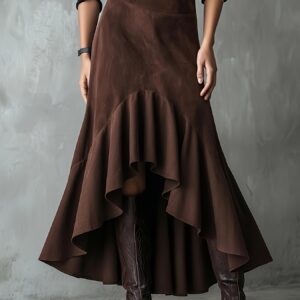 تنورة ماكسي أنيقة بخصر عالٍ وحافة غير متماثلة - تصميم بني انسيابي لإطلالة لا مثيل لها