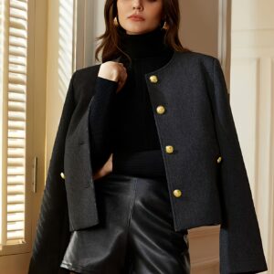 جاكيت نسائي أنيق بأزرار ذهبية - إطلالة شتوية وخريفية فاخرة ومتعددة الاستخدامات