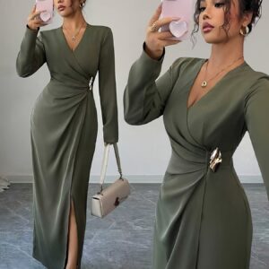 فستان السهرة الأنيق: قصة A-line مُبرزة للخصر بياقة V وفتحة جانبية - مثالي لمناسباتكِ الخاصة على مدار العام