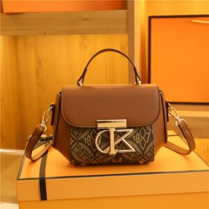 حقيبة كروس نسائية 2024 الأنيقة: تصميم مربع صغير من النايلون عالي الجودة بحزام قابل للفصل ونمط هندسي فريد