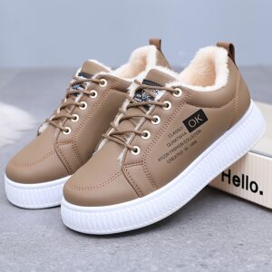 أناقة ودفء بلا حدود: حذاء الشتاء المبطّن لكل امرأة