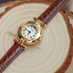 أناقة عتيقة خالدة: ساعة كوارتز نسائية بأرقام رومانية وتصميم كلاسيكي