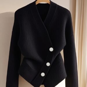 بلايزر نسائي أنيق بياقة V: أناقة عصرية لكل المواسم - تصميم عملي ومقاوم للتجاعيد