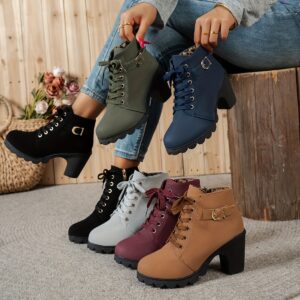 خطوات واثقة: حذاء الكاحل البلاتفورم الأنيق