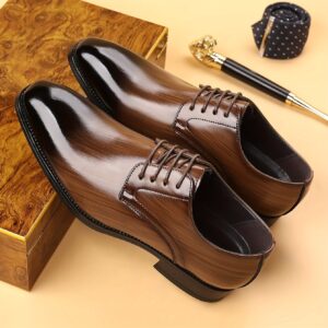 أناقة الرجل العصري: حذاء أوكسفورد ديربي لكل مناسبة فاخرة
