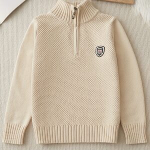 سويتر الأولاد: أناقة دافئة لمغامرات الخريف والشتاء