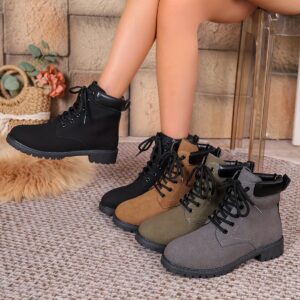 جاذبية عابرة للزمن: حذاء الكاحل الكلاسيكي لامرأة اليوم